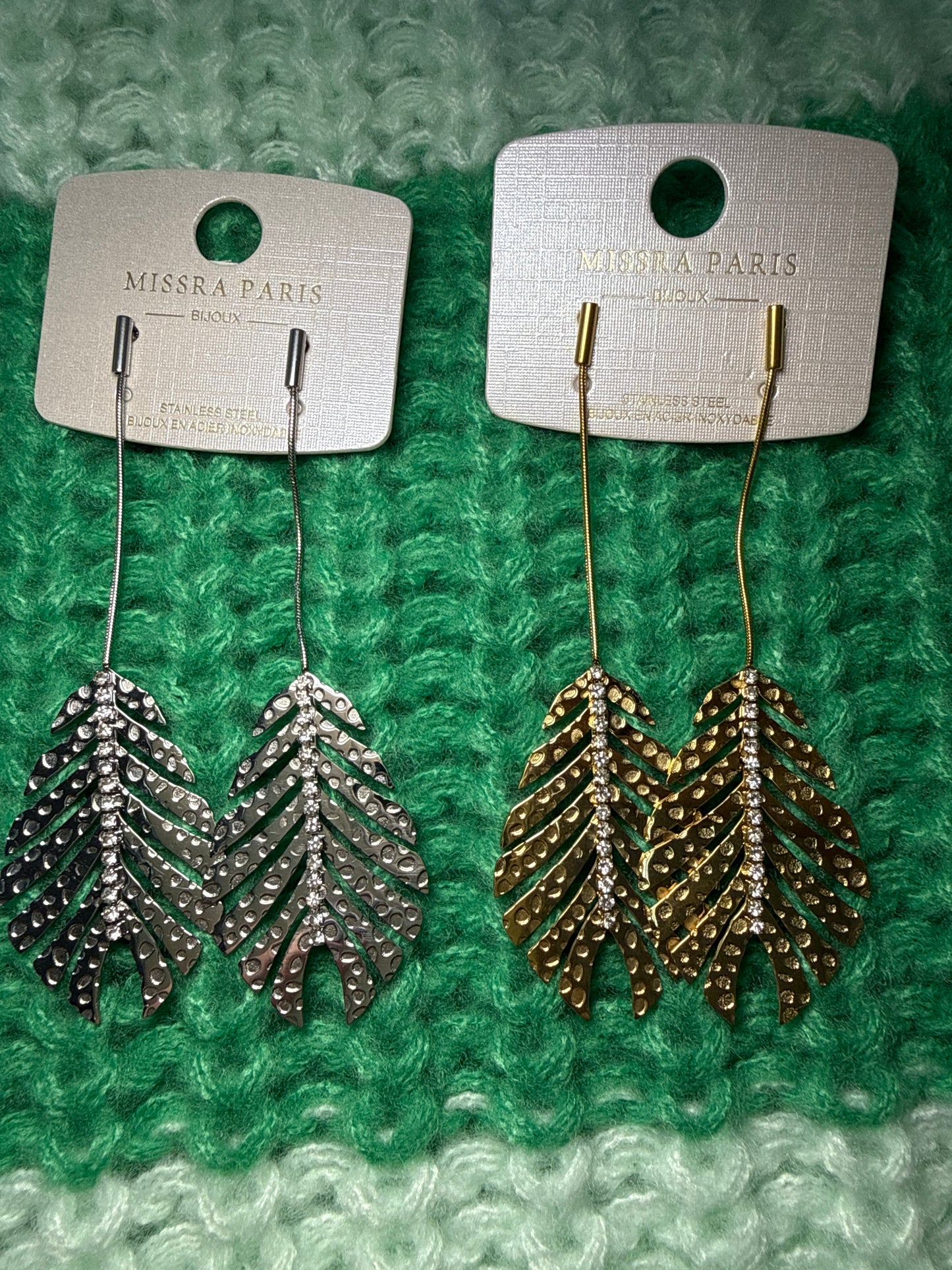 Boucles d’oreilles pendantes feuille