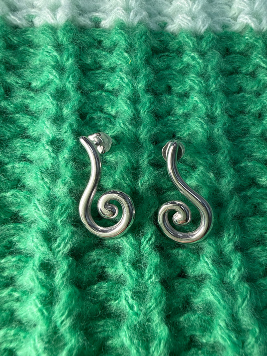 Boucles d’oreilles argentées