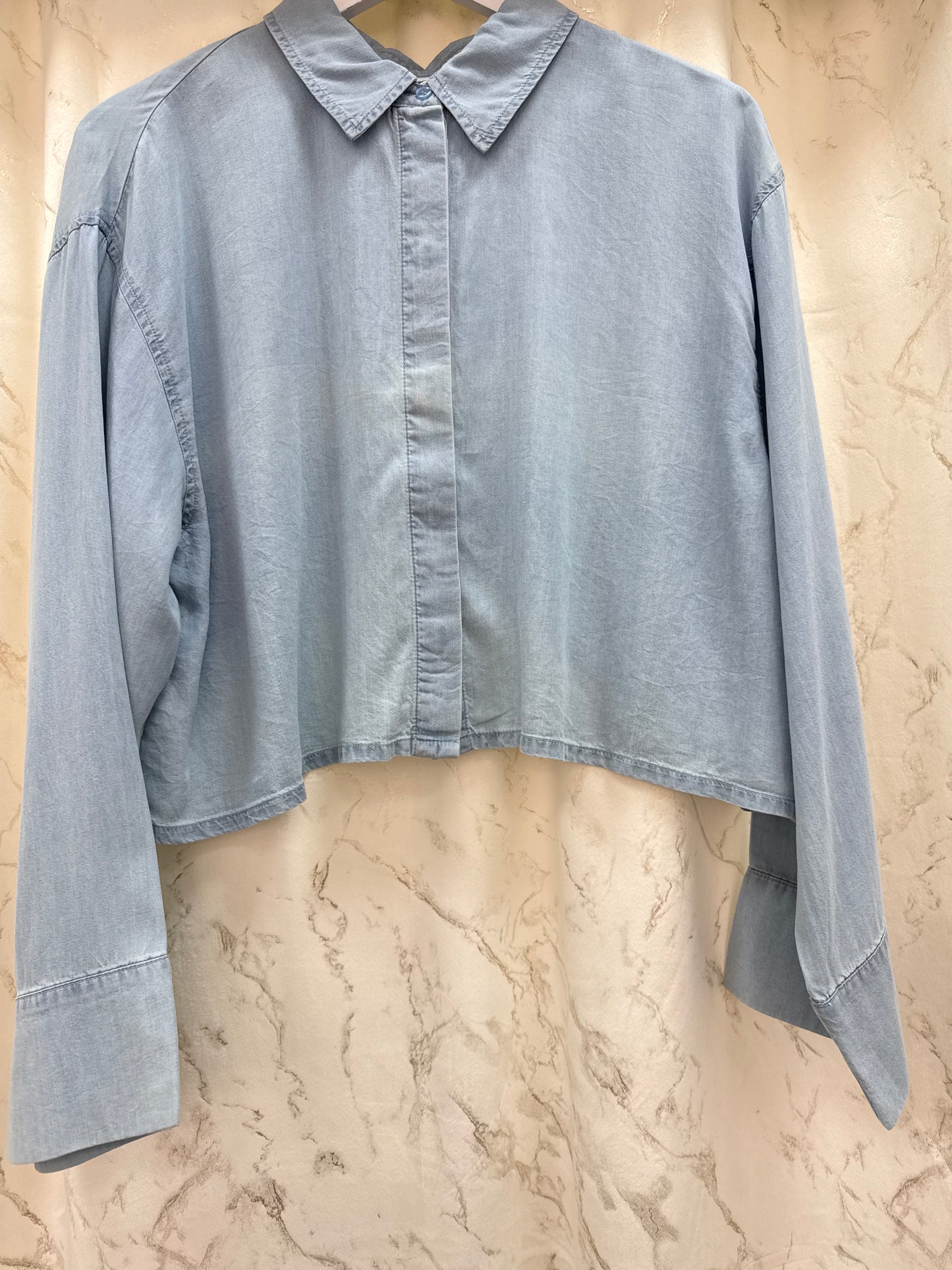 Blouse courte dos nu